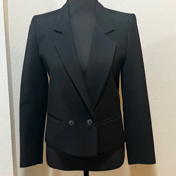 Jones New York Jackets & Blazers - Jones, New York, black wool, high, waisted blazer